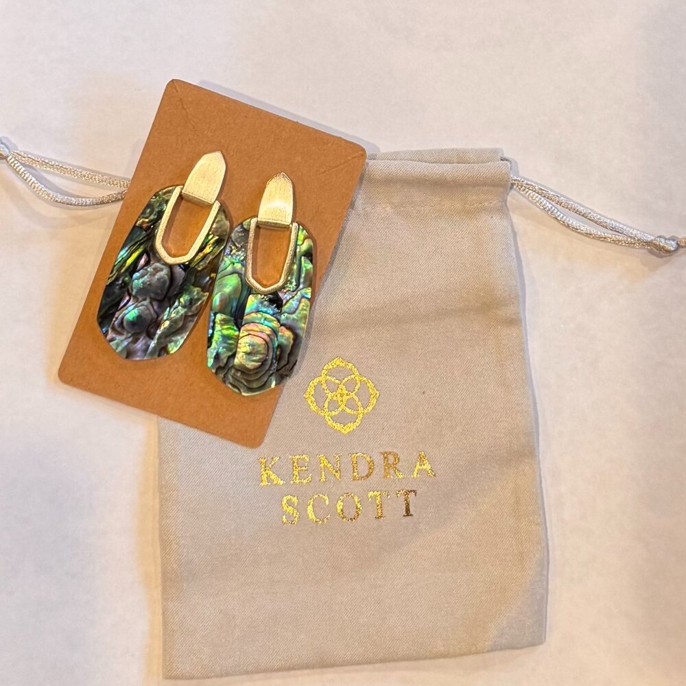 Large Kendra Scott Abalone Earrings - iridescent green swirls w/bag